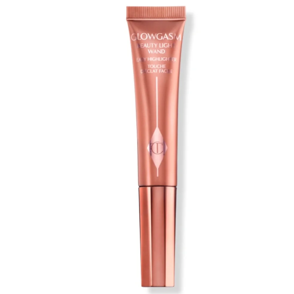 CHARLOTTE TILBURY • PINKGASM BEAUTY HIGHLIGHTER-BLUSH WAND - Picture 2 of 5